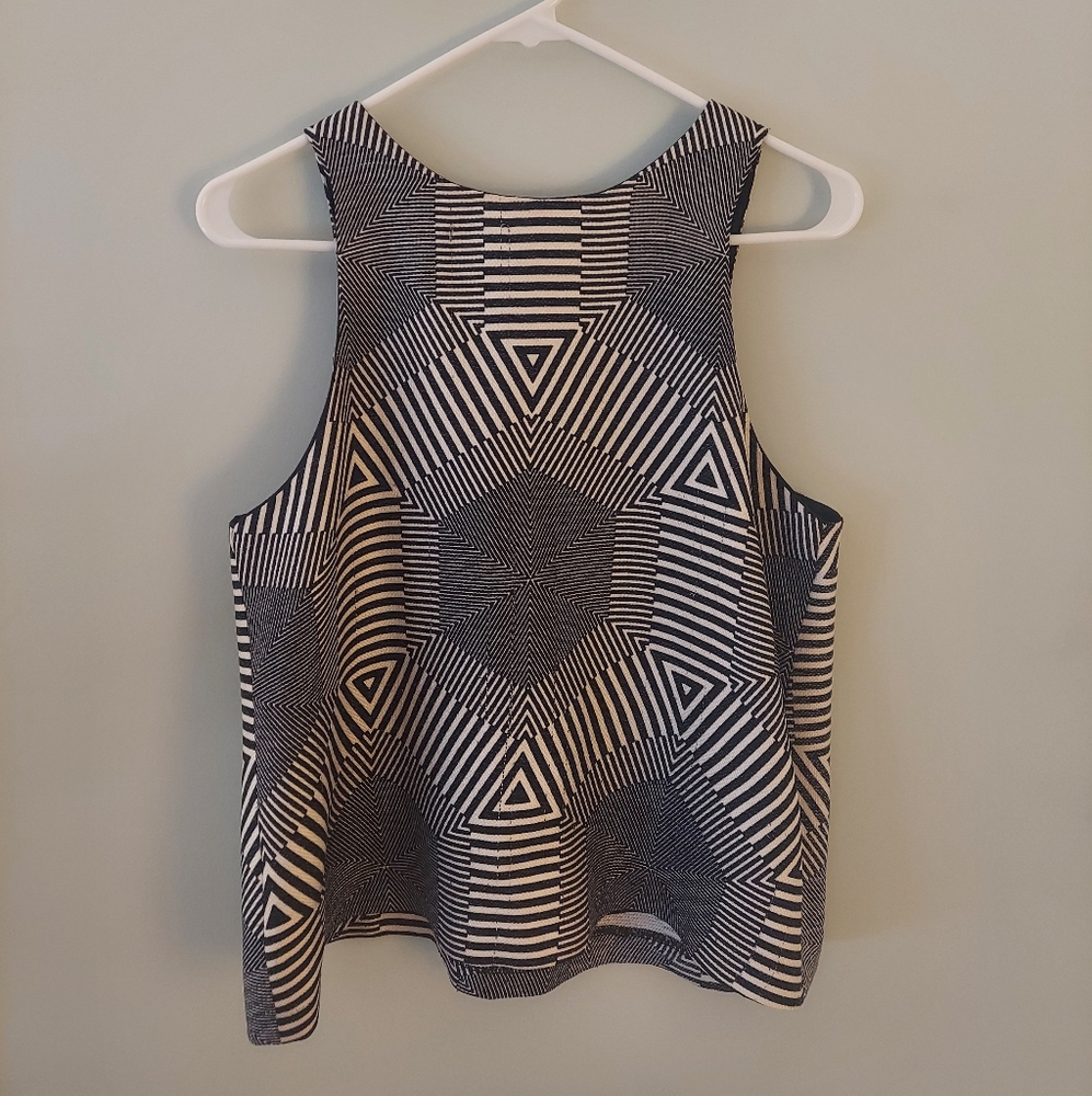 Anthropologie HD in Paris Sleeveless Top Size S